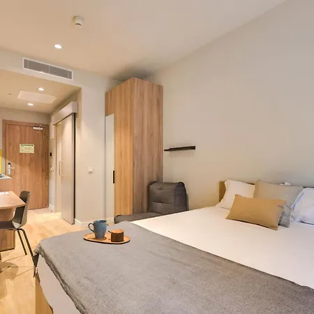 Hotel Livensa Living - Viveros *